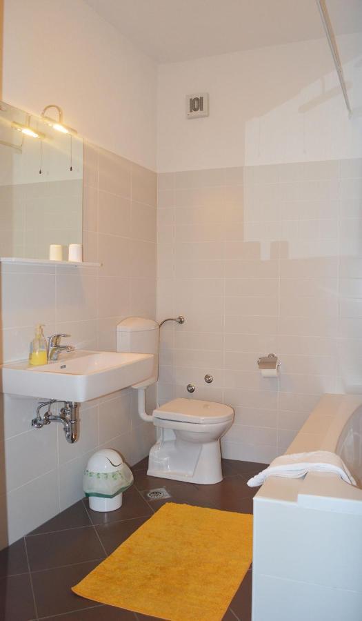 Apartments With A Parking Space Makarska - 11361 Zewnętrze zdjęcie